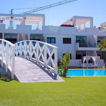 Beautiful Condo In Laguna Beach Resort Overlooking Laguna Rosa In Torrevieja With 2 Bedrooms And 2 Bathrooms Esterno foto