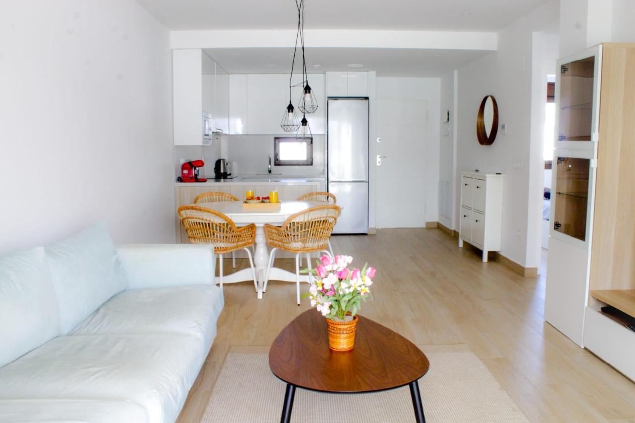 Beautiful Condo In Laguna Beach Resort Overlooking Laguna Rosa In Torrevieja With 2 Bedrooms And 2 Bathrooms Esterno foto